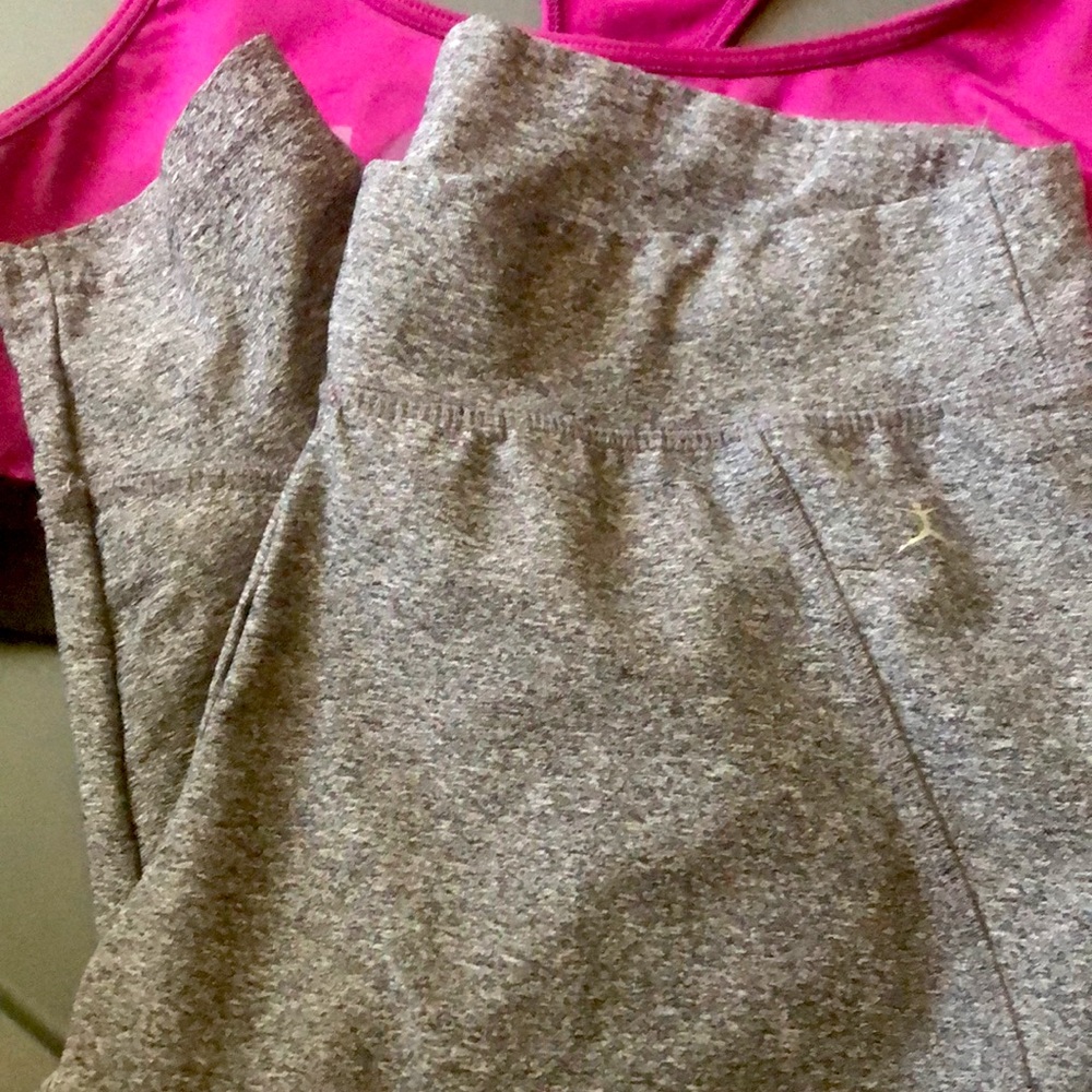 Danskin grey leggings: M (8-10)